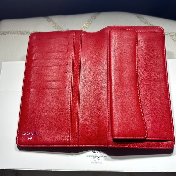 Fire red Chanel with silver hardware - Picture 3 of 8